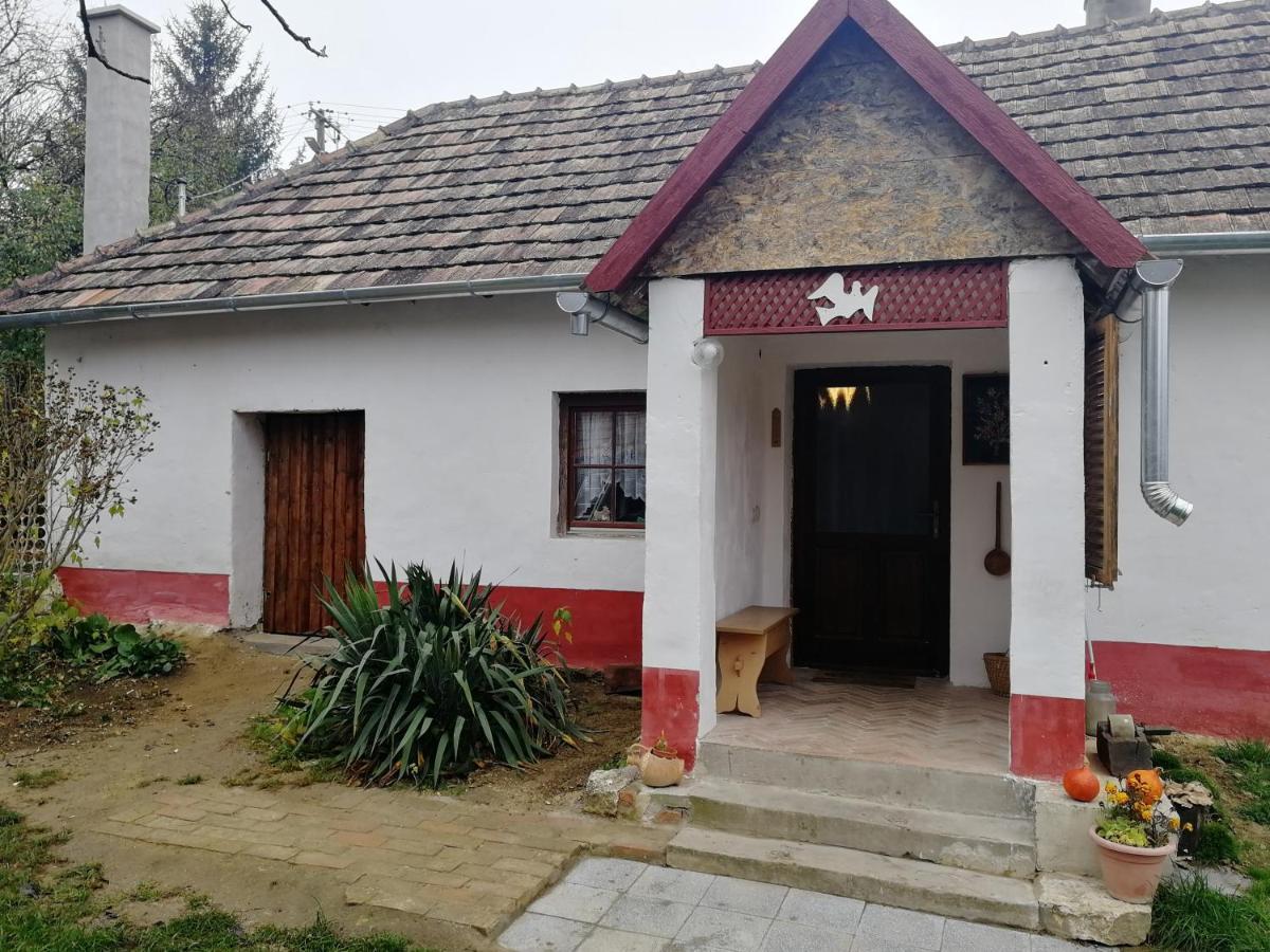 Villa Traditionelles Bauernhaus Flieder Zalaszentgrót Exterior foto